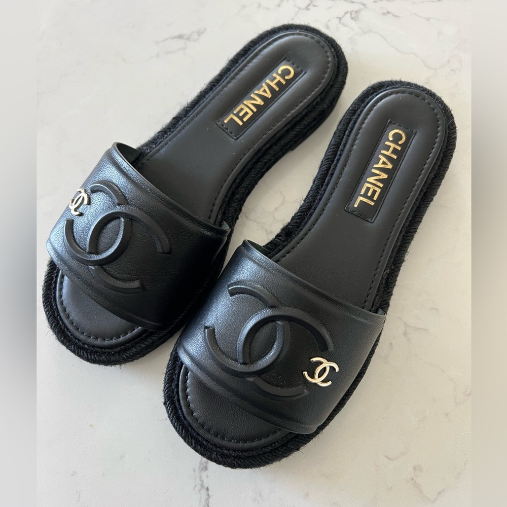 Chanel black Espadrilles Slides